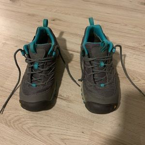 Keen Hiking Shoes